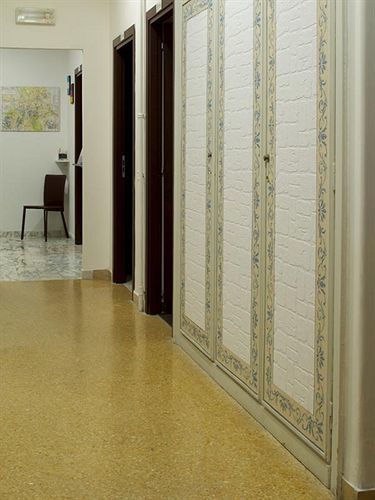 Gasthuis House In Domus Romana 2*